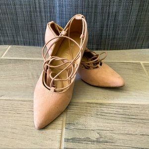 Esprit Lace-Up Pumps